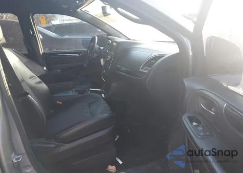 2014 Chrysler Town & Country S from USA, damaged, VIN 2C4RC1HG0ER132520